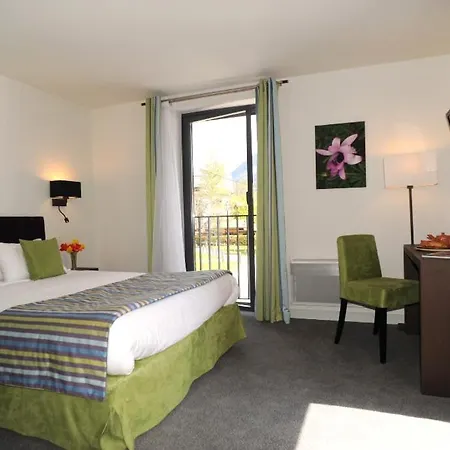 Les Lanchers Hotel
