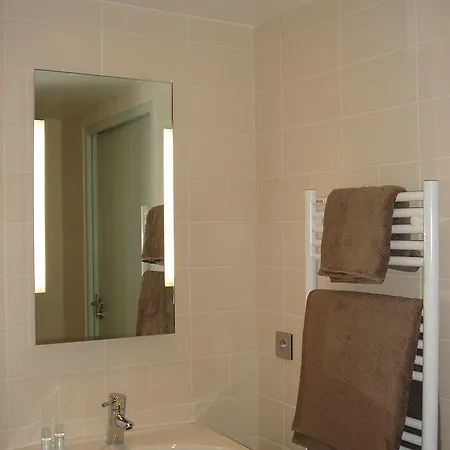 Les Lanchers Hotel