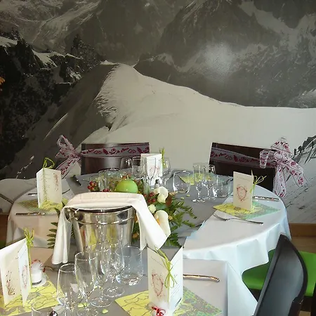 Hotel Les Lanchers 3*