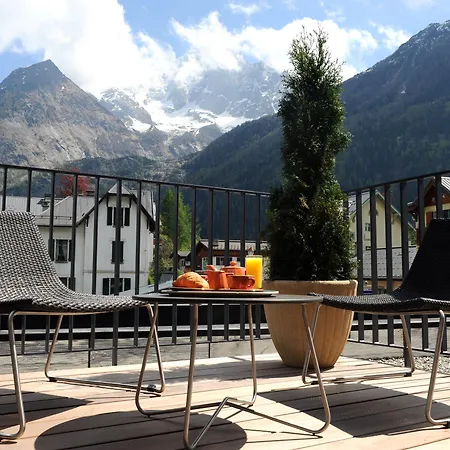 Les Lanchers Chamonix Mont Blanc