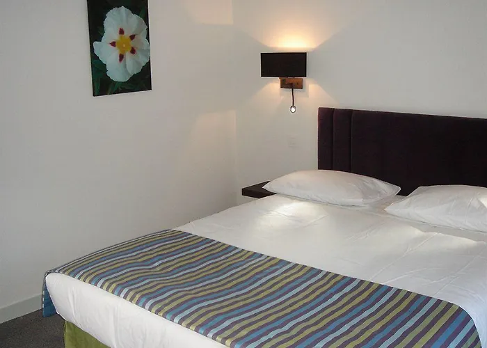 Готель Les Lanchers 3*