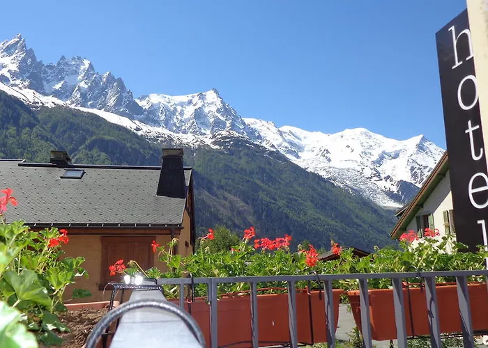 Les Lanchers Hotell 3*