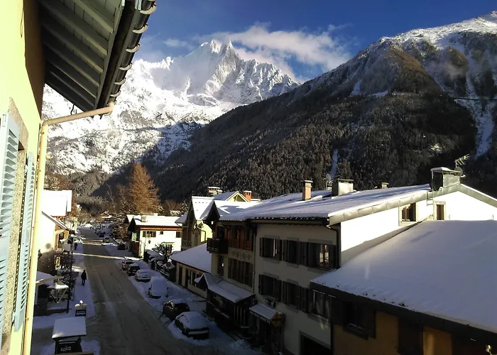 Отель Les Lanchers