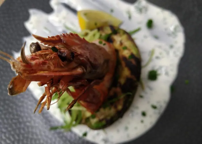 Les Lanchers Отель Шамони